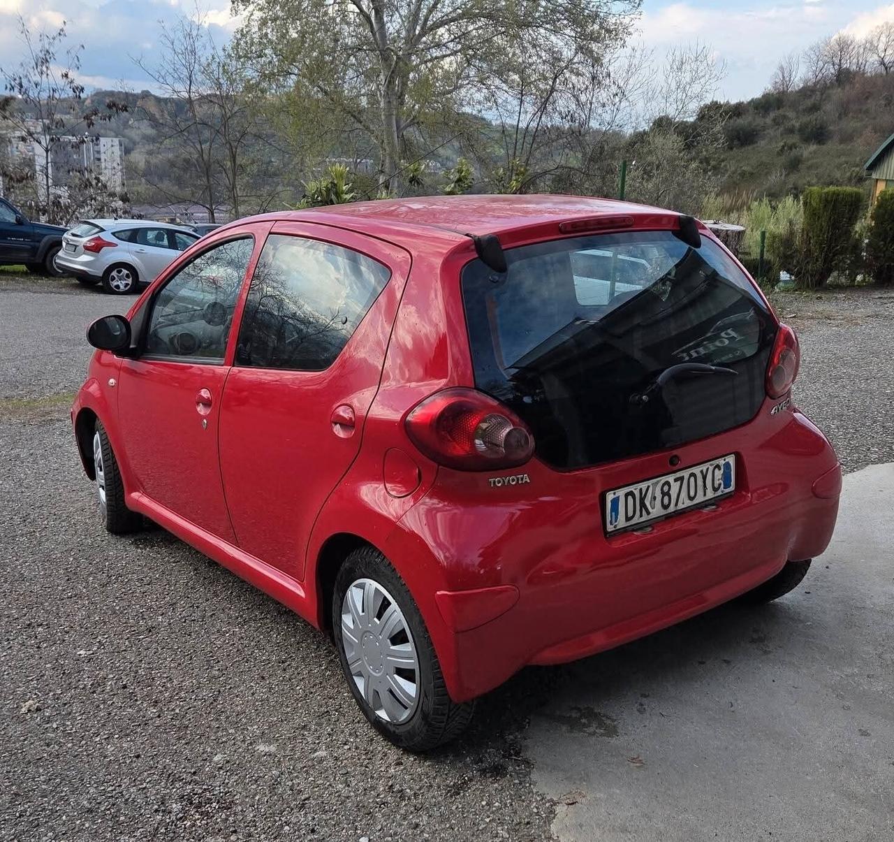 Toyota Aygo 1.0 12V VVT-i 5 porte Now