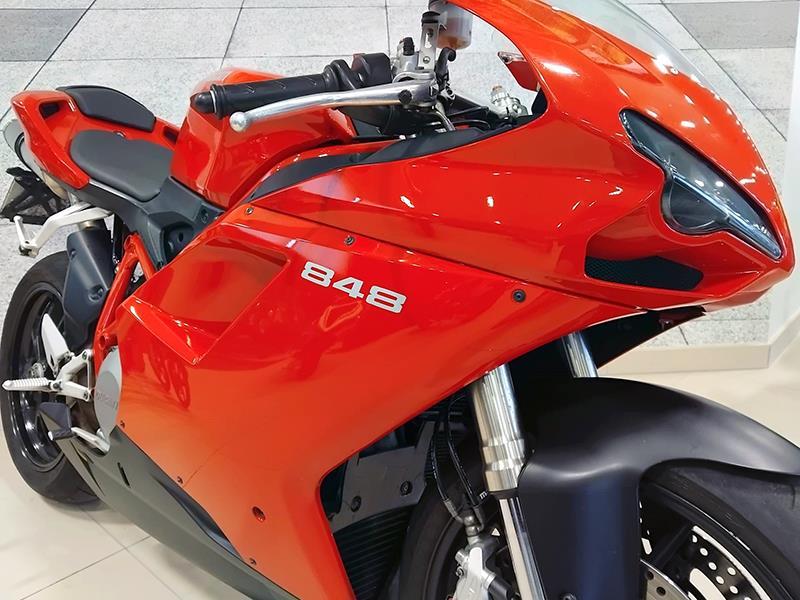 Ducati 848 Evo