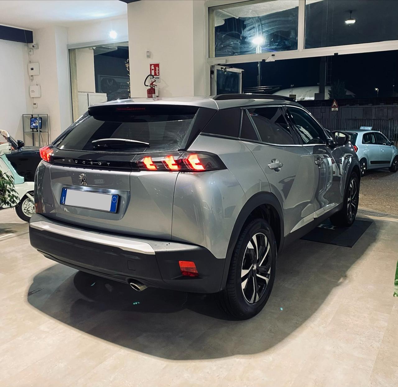 Peugeot 2008 PureTech 130 S&S EAT8 Allure