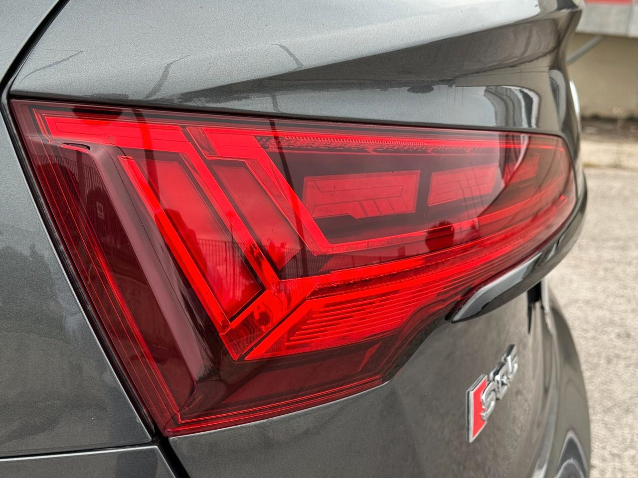 SQ5 SPB TDI 341cv quattro Tetto Matrix R.Lega 21"