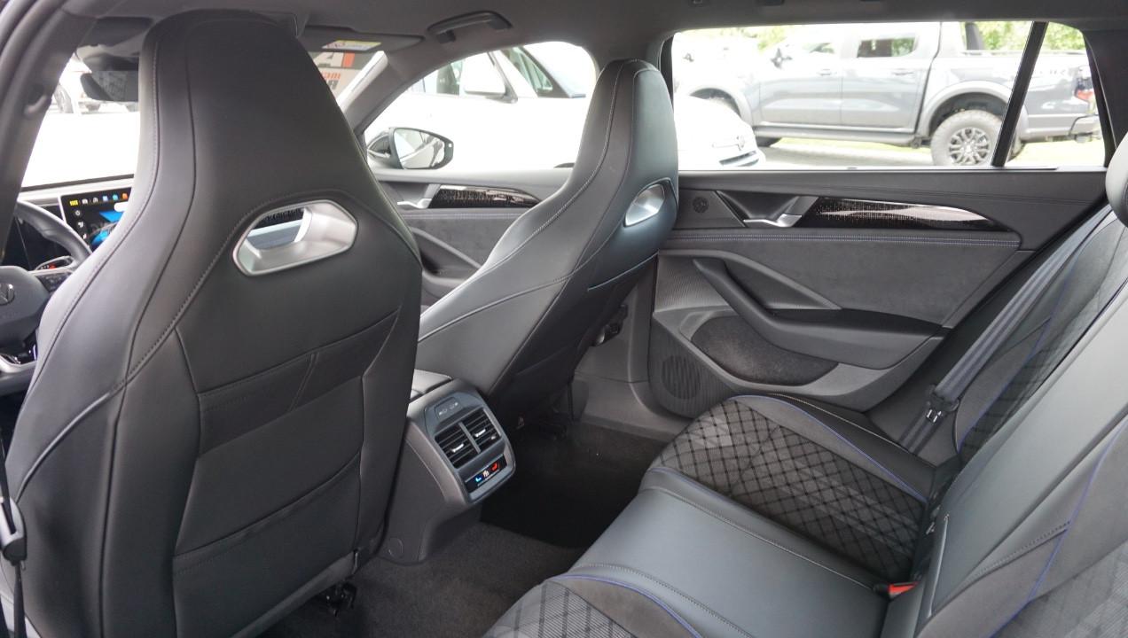 Volkswagen Passat 2.0 tdi scr R-Line 4motion 193cv dsg