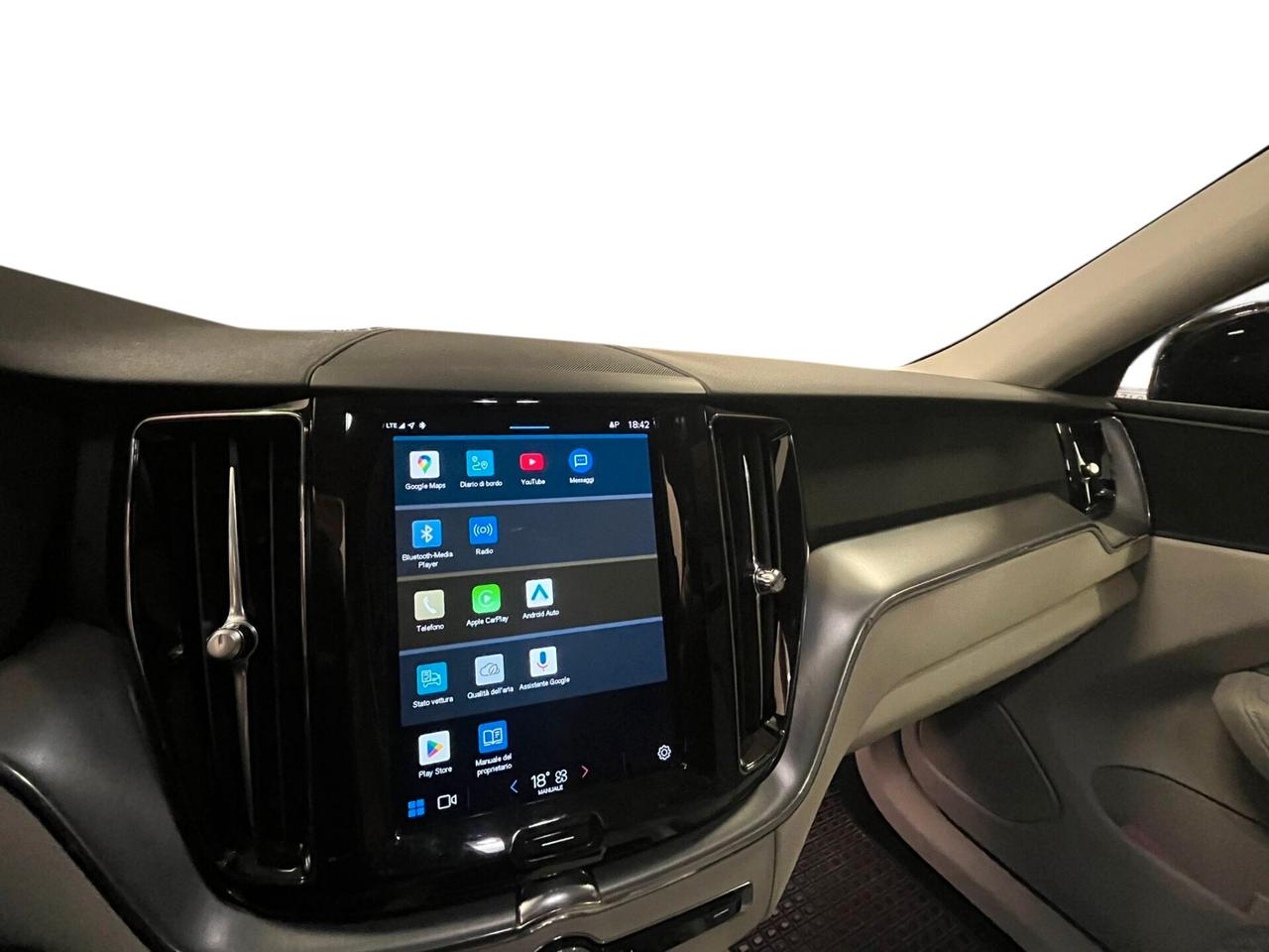 Volvo XC 60 XC60 B4 (d) automatico Core | da €300,50 al mese