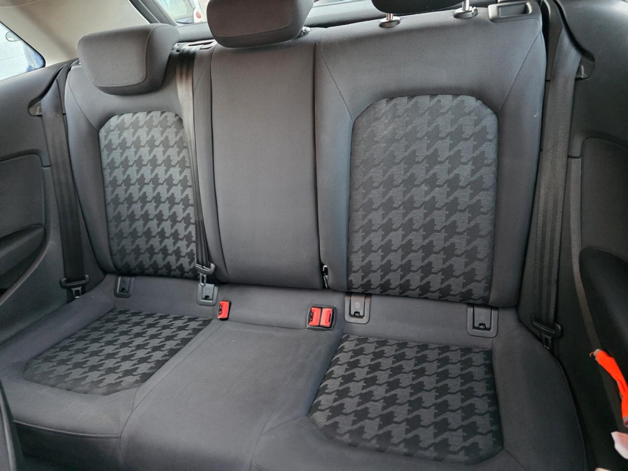 Audi A3 SPB 1.6 TDI ultra Attraction