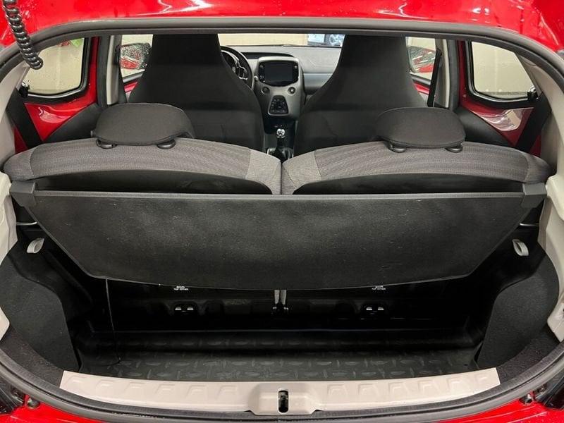 Toyota Aygo 2ª serie Connect 1.0 VVT-i 72 CV 5 porte x-play