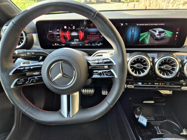 MERCEDES-BENZ A 200 Automatic AMG Line Advanced Plus