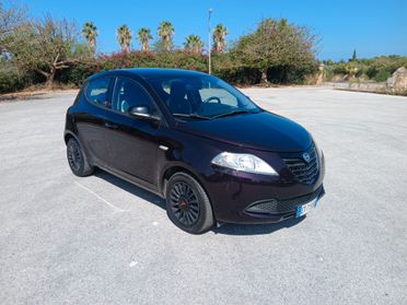Lancia Ypsilon Silver
