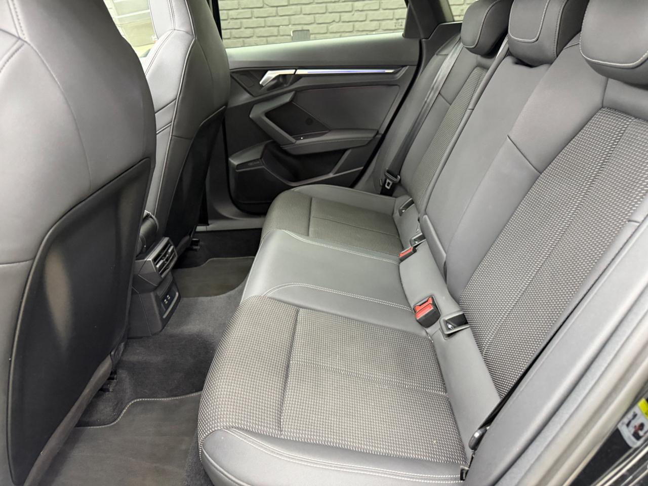 Audi A3 SPB 35 TDI S tronic line edition IPER FULL TETTO APRIBILE