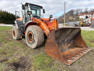 Pala Hitachi ZW220