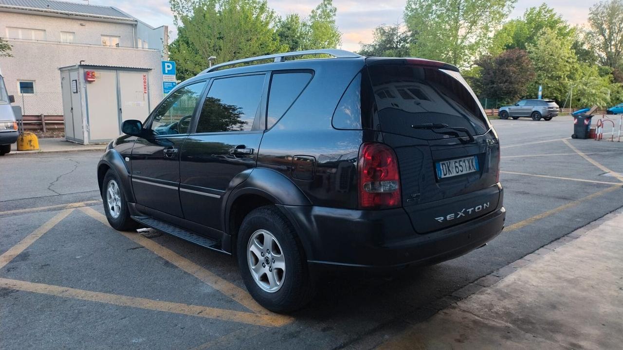 Ssangyong REXTON II 2.7 XDi TOD premium