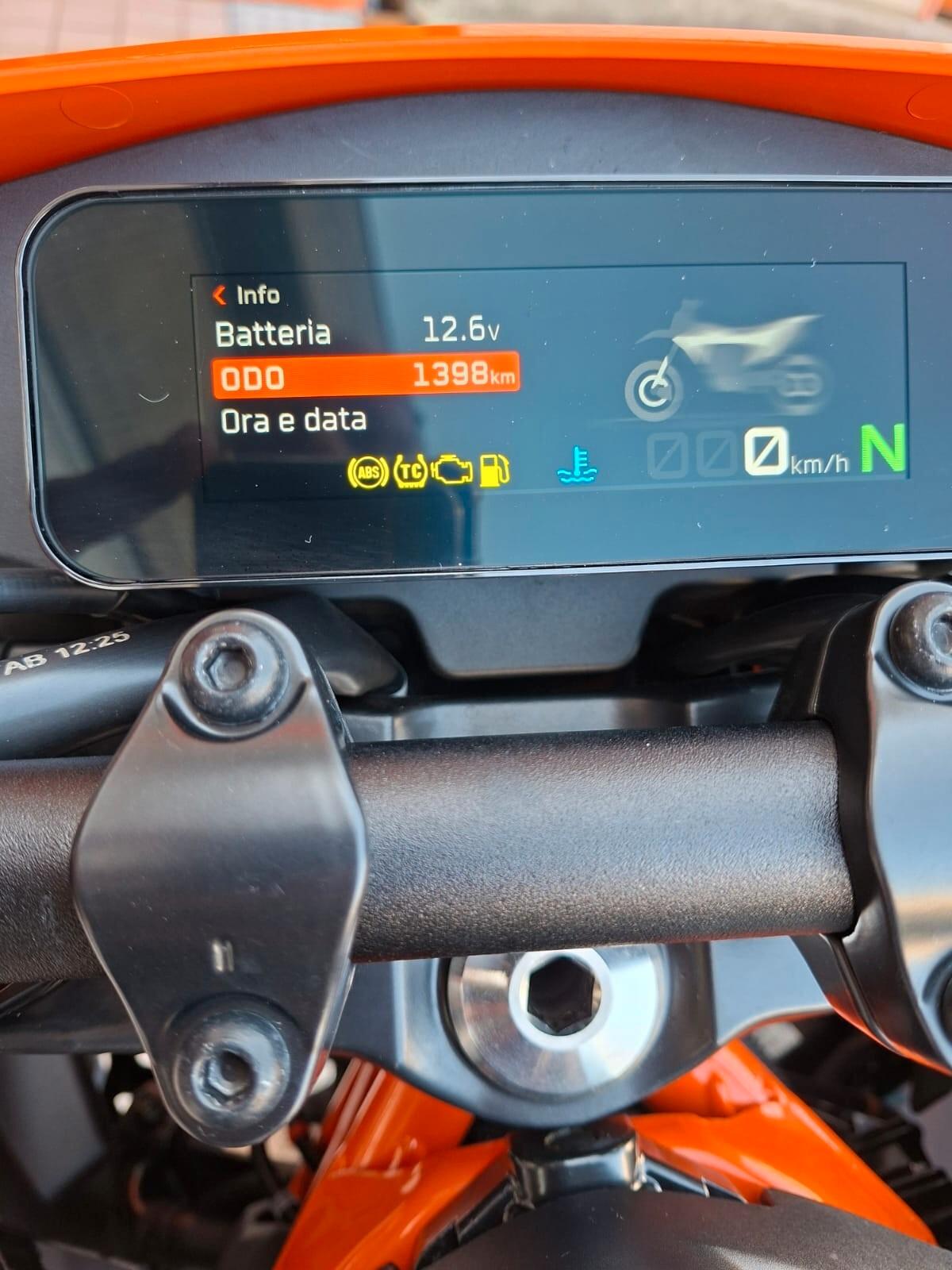 Ktm 390 SMC R