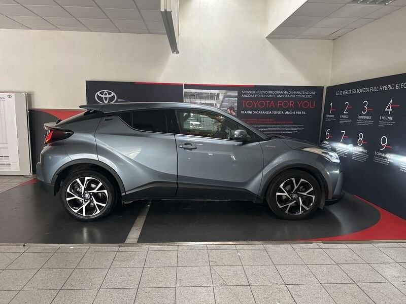 Toyota C-HR 1.8 Hybrid E-CVT Trend