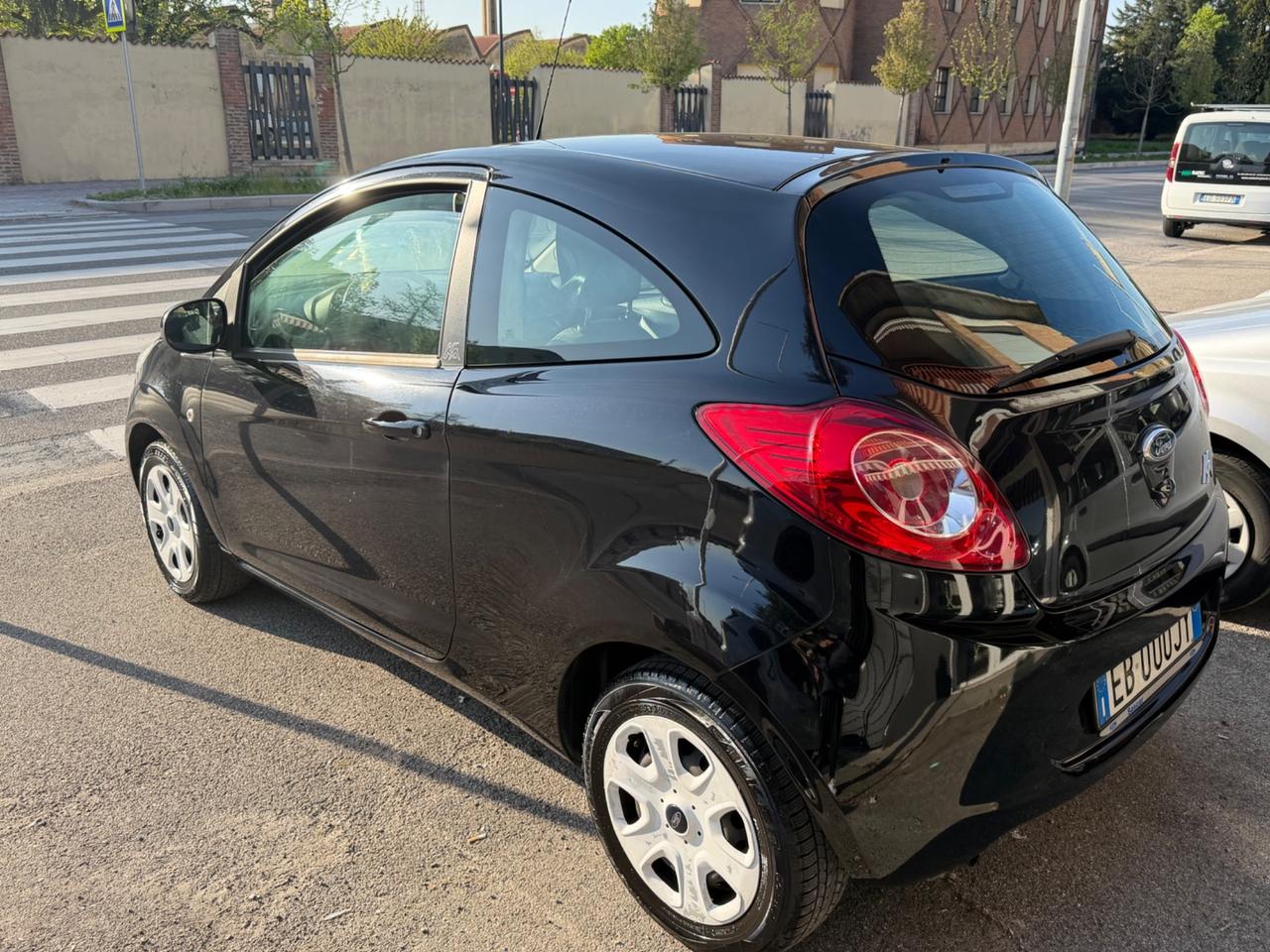 Ford Ka 1.2 8V 69CV Titanium