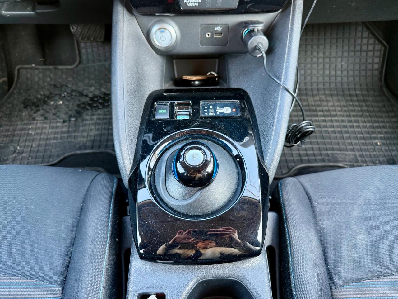 Nissan Leaf Visia Plus 40kWh 150cv