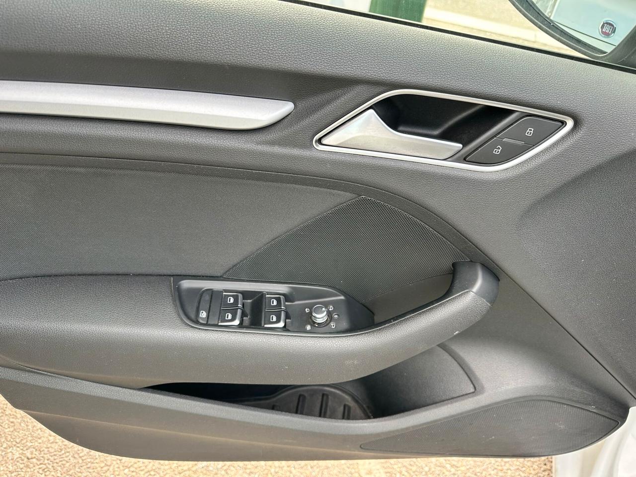 Audi A3 SPB 1.6 TDI clean diesel Ambition