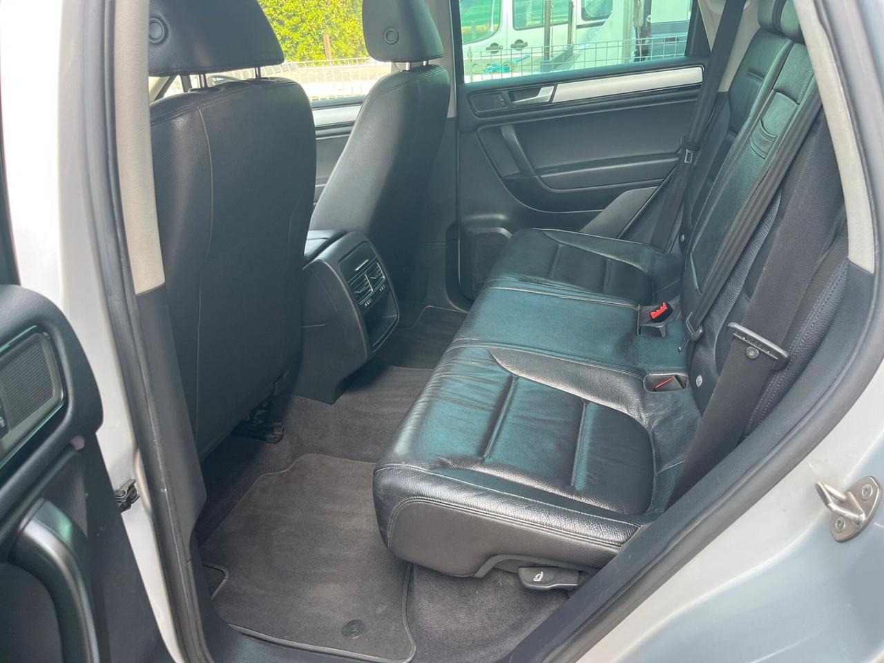 Volkswagen Touareg 3.0 TDI tiptronic RLINE GANCIO DI TRAINO