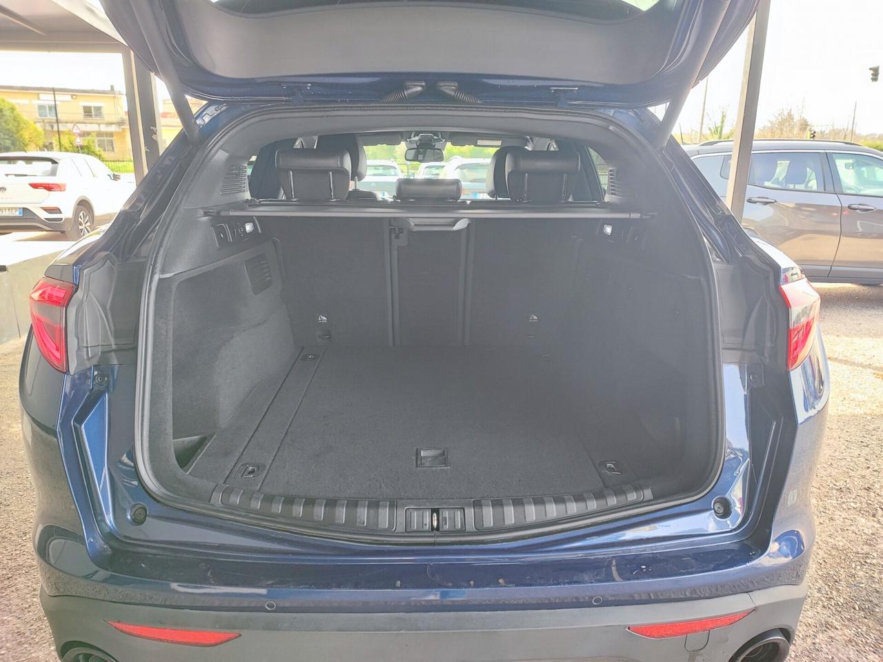 Alfa Romeo Stelvio 2.2 Turbodiesel 210 CV AT8 Q4 Super