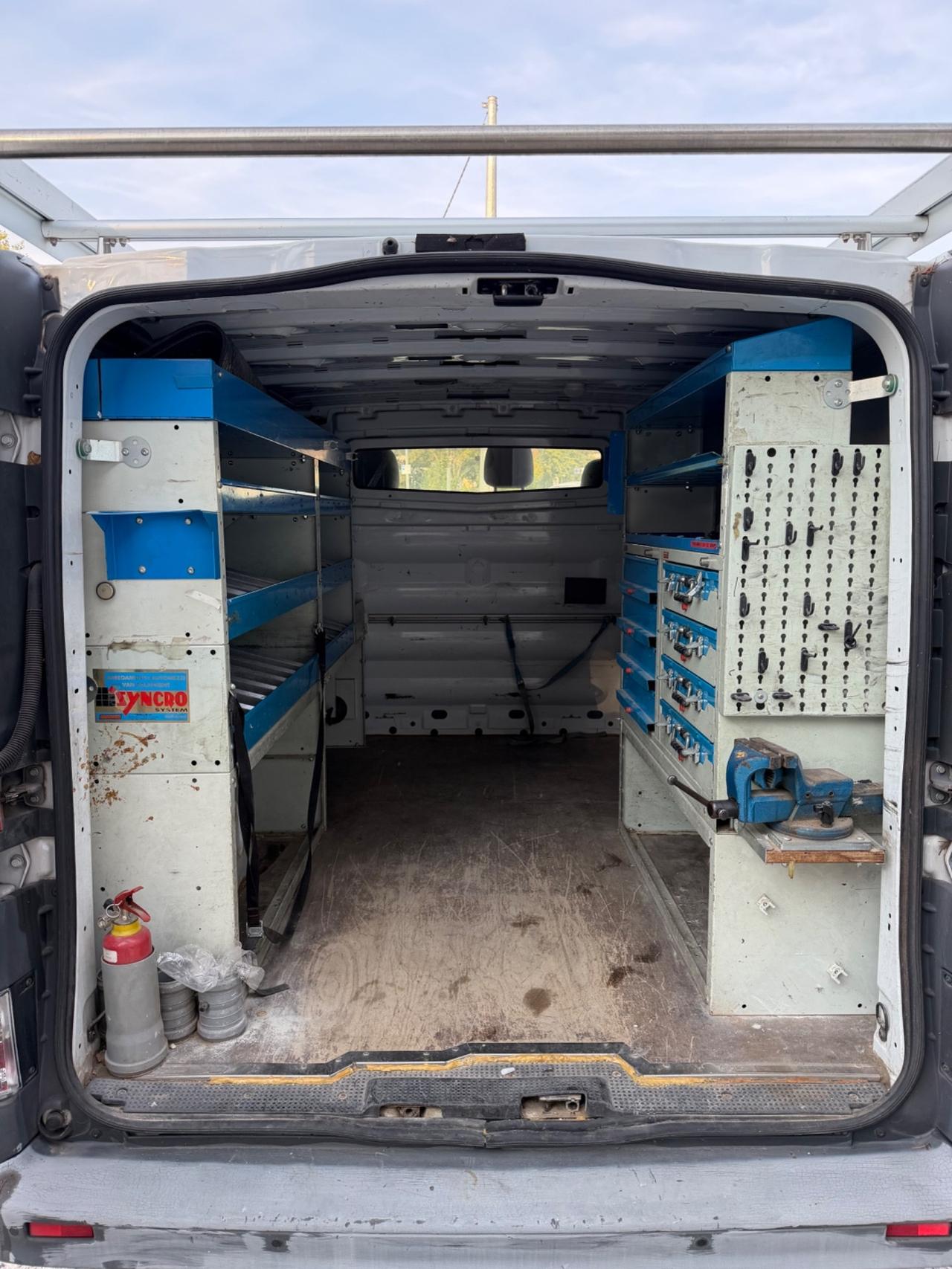 Opel VIVARO benzina