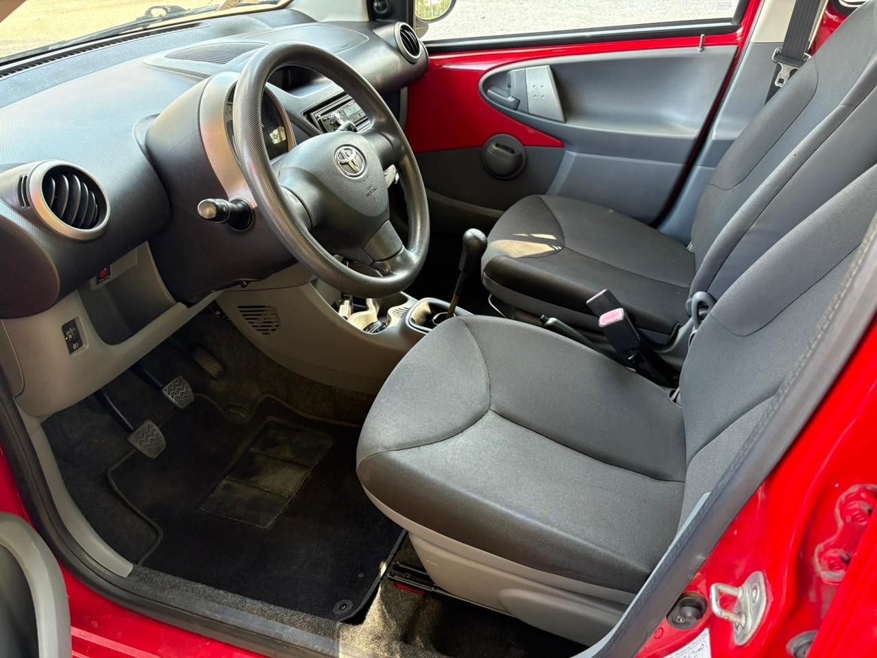 Toyota Aygo 1.0 12V VVT-i 3 porte Now Red Edition