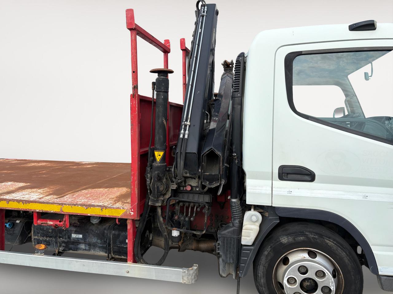 MITSUBISHI MITSUBISHI CANTER 75 CON GRU HIAB CASSONE PIANALATO