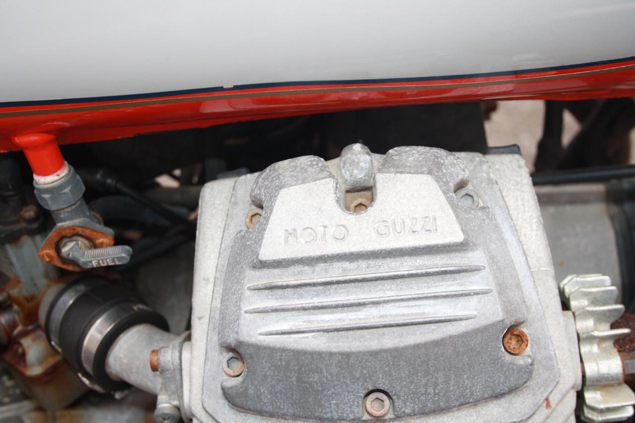 Moto Guzzi V 35 C del 1984 - ATTIVATA ISCRIZIONE FMI