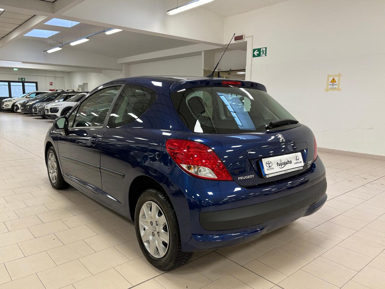 Peugeot 207 3p 1.4 8v X-Line eco-Gpl