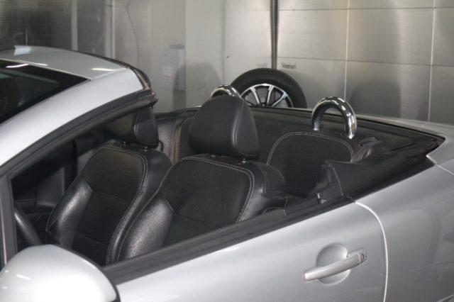 PEUGEOT 207 1.6 VTi 120CV Cabriolet Féline