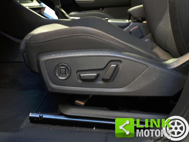 AUDI Q3 40 TFSI quattro Advanced