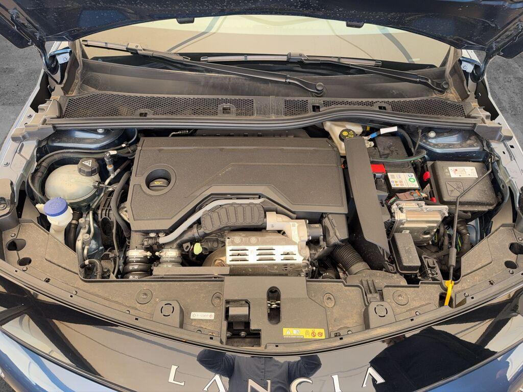 Lancia Ypsilon 1.2 mhev LX e-dct