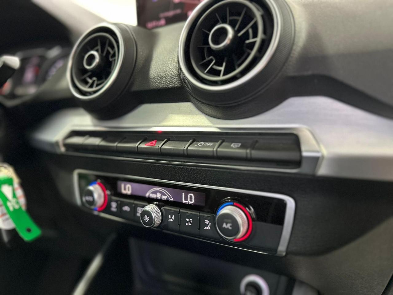Audi Q2 35 TFSI S tronic Business-LED-NAVI-GARANTITA-2019
