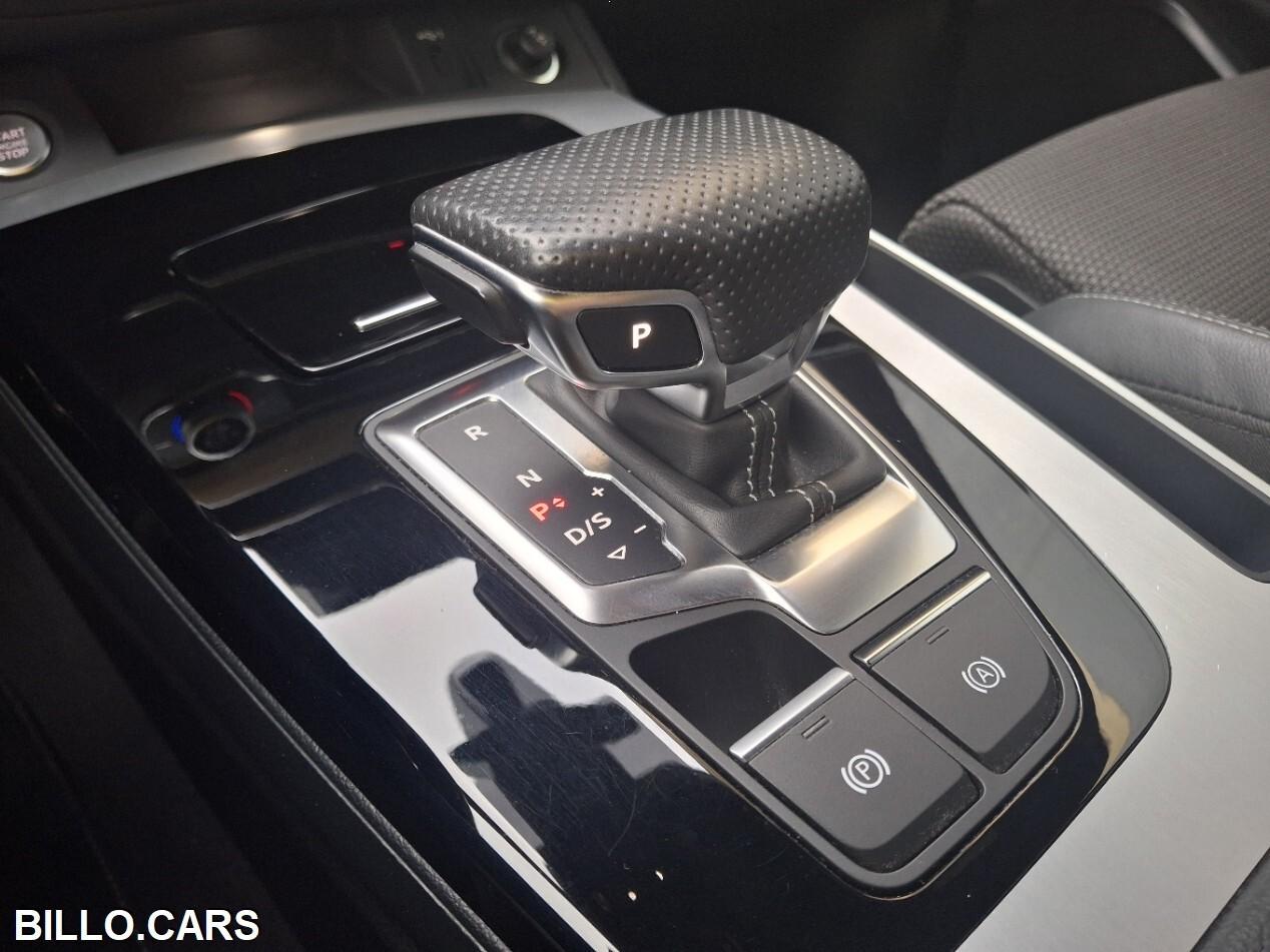 Audi Q5 Sportbak 40 2.0 Tdi mhev S line Quattro