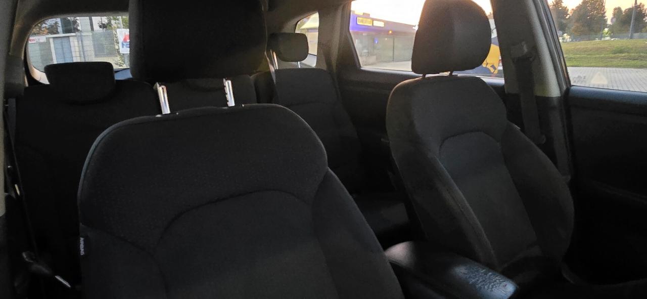 Kia Carens 1.7 CRDi 115 CV Class