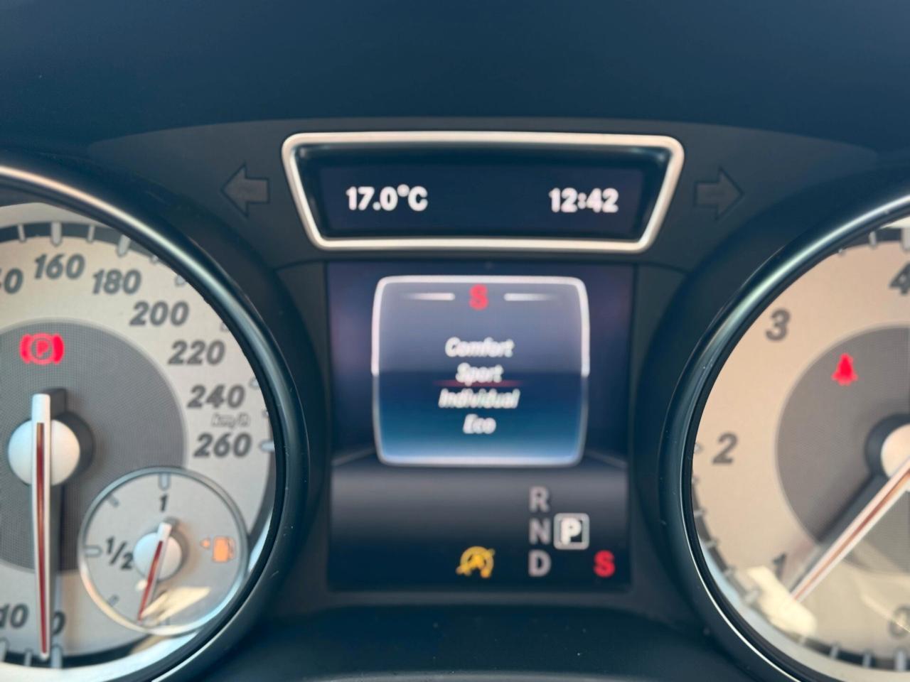 Mercedes-benz GLA 180 d Automatic Business