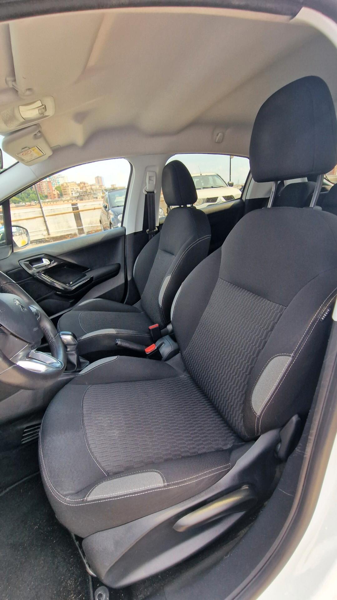 Peugeot 208 PureTech 82 5 porte Active