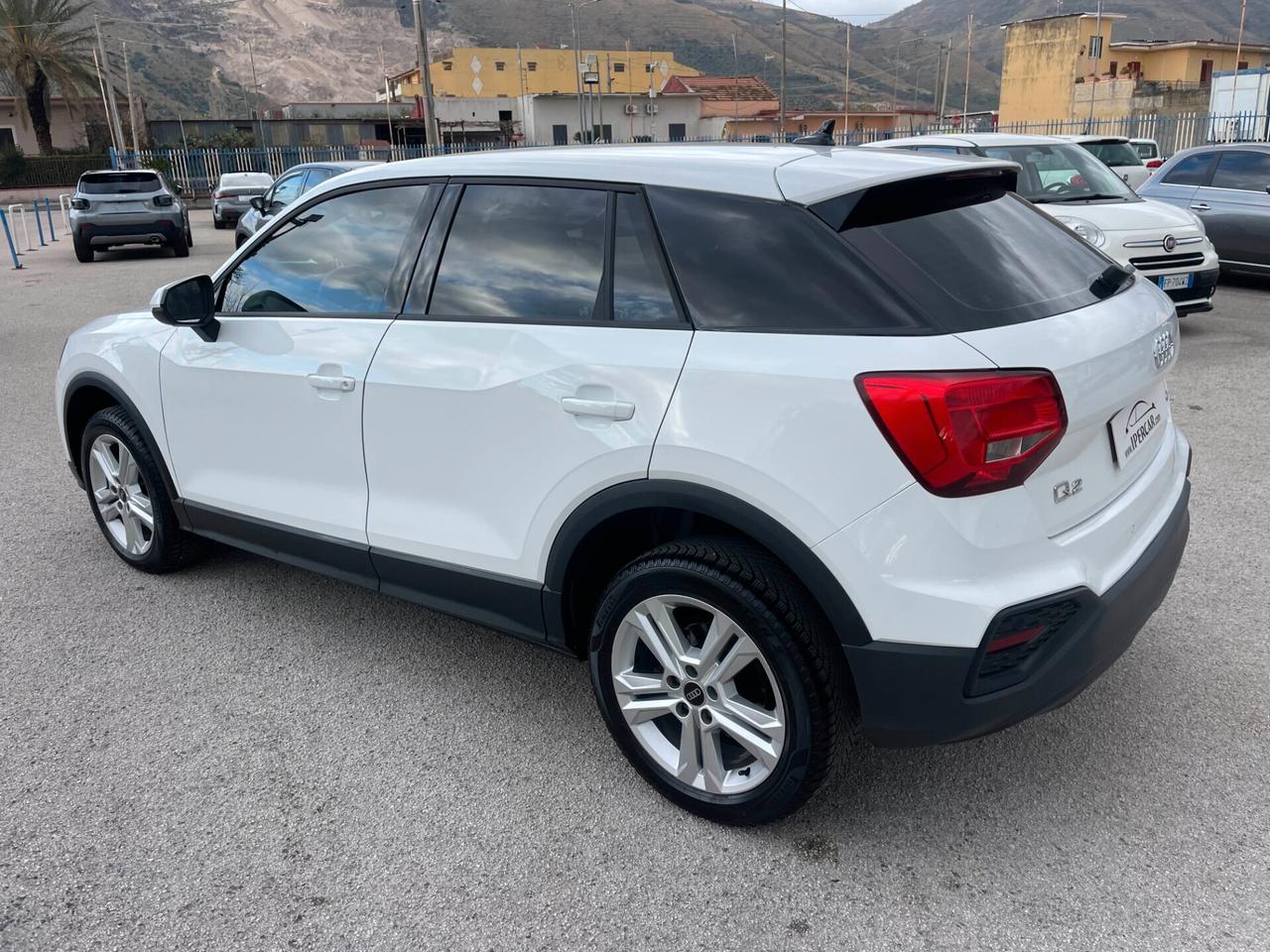 Audi Q2 35 TDI quattro S tronic Business