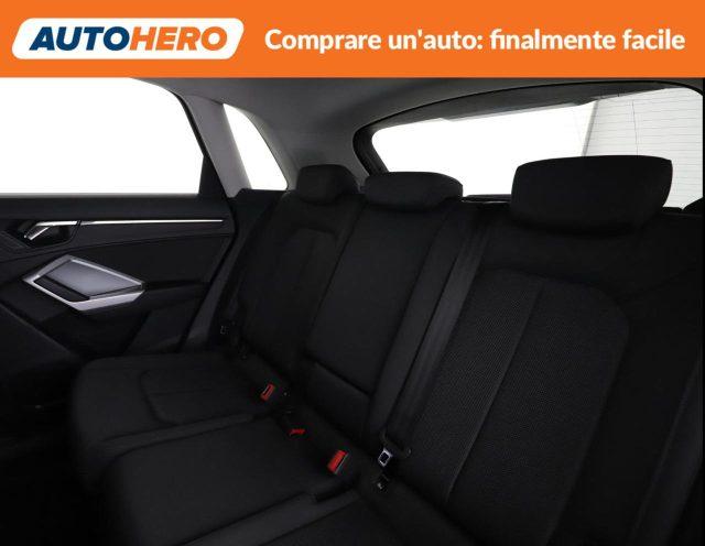 AUDI Q3 35 TDI Business Advanced