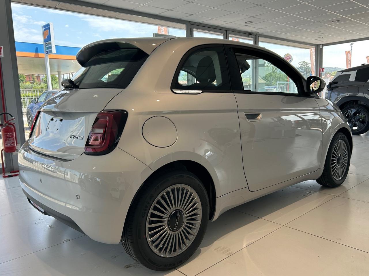 Fiat 500 Berlina Hybrid Torino