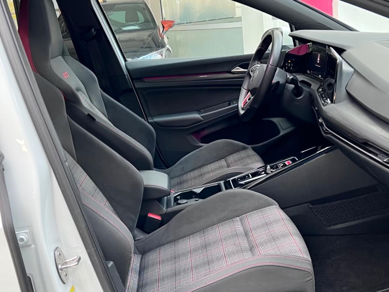 Volkswagen Golf GTI 2.0 TSI DSG TETTO TELECAMERA LED NAVI