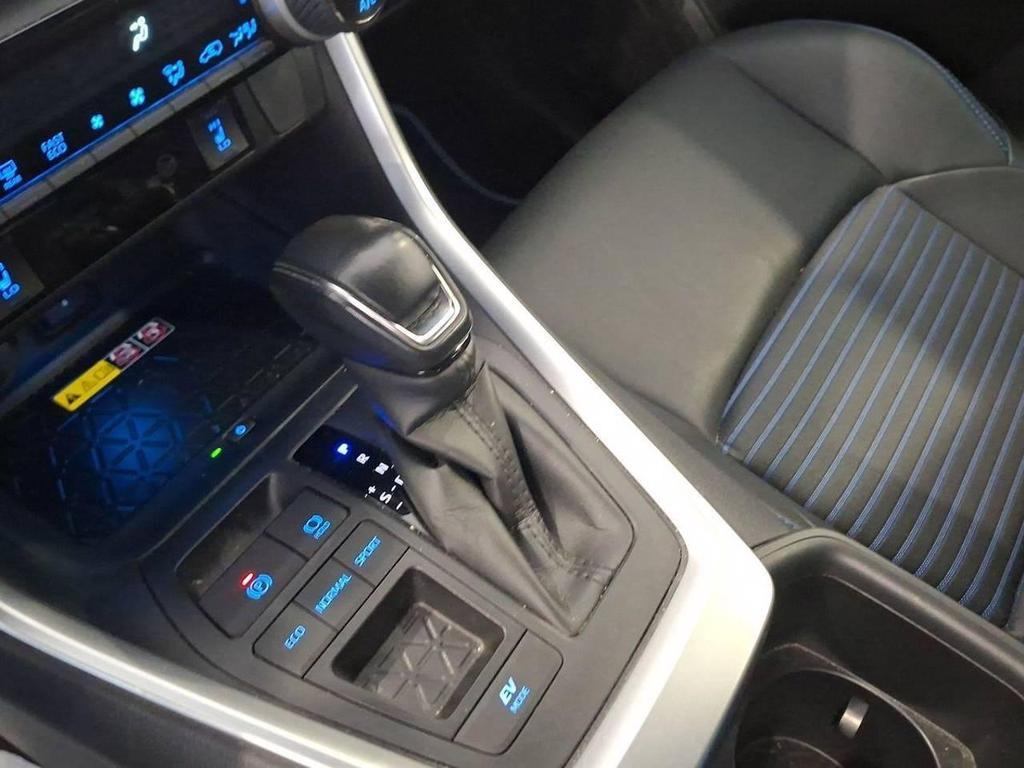 Toyota RAV4 2.5 VVT-iE Hybrid Style 2WD E-CVT