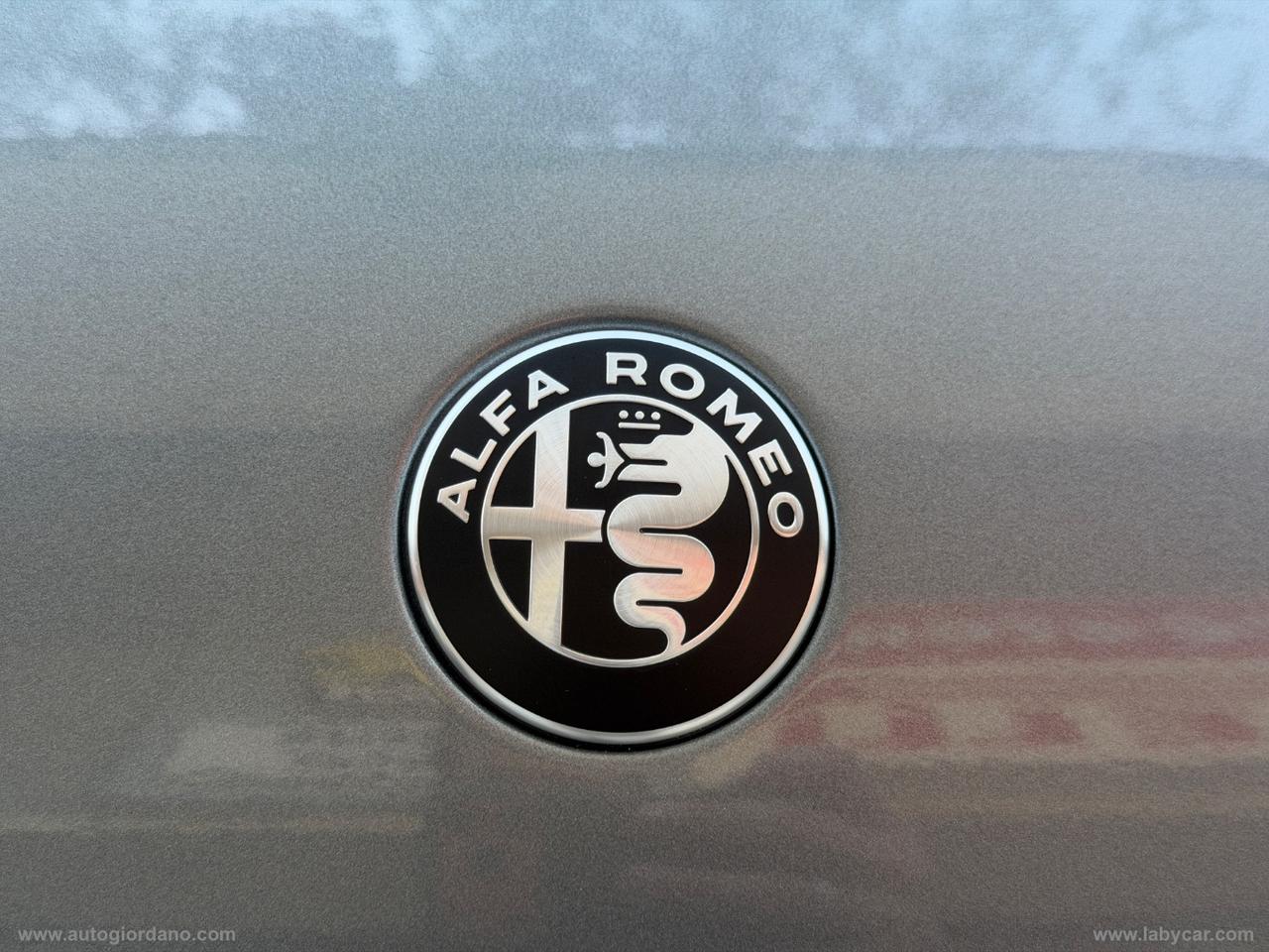 ALFA ROMEO Junior 1.2 145CV Hybrid eDCT6 Q4 Intensa