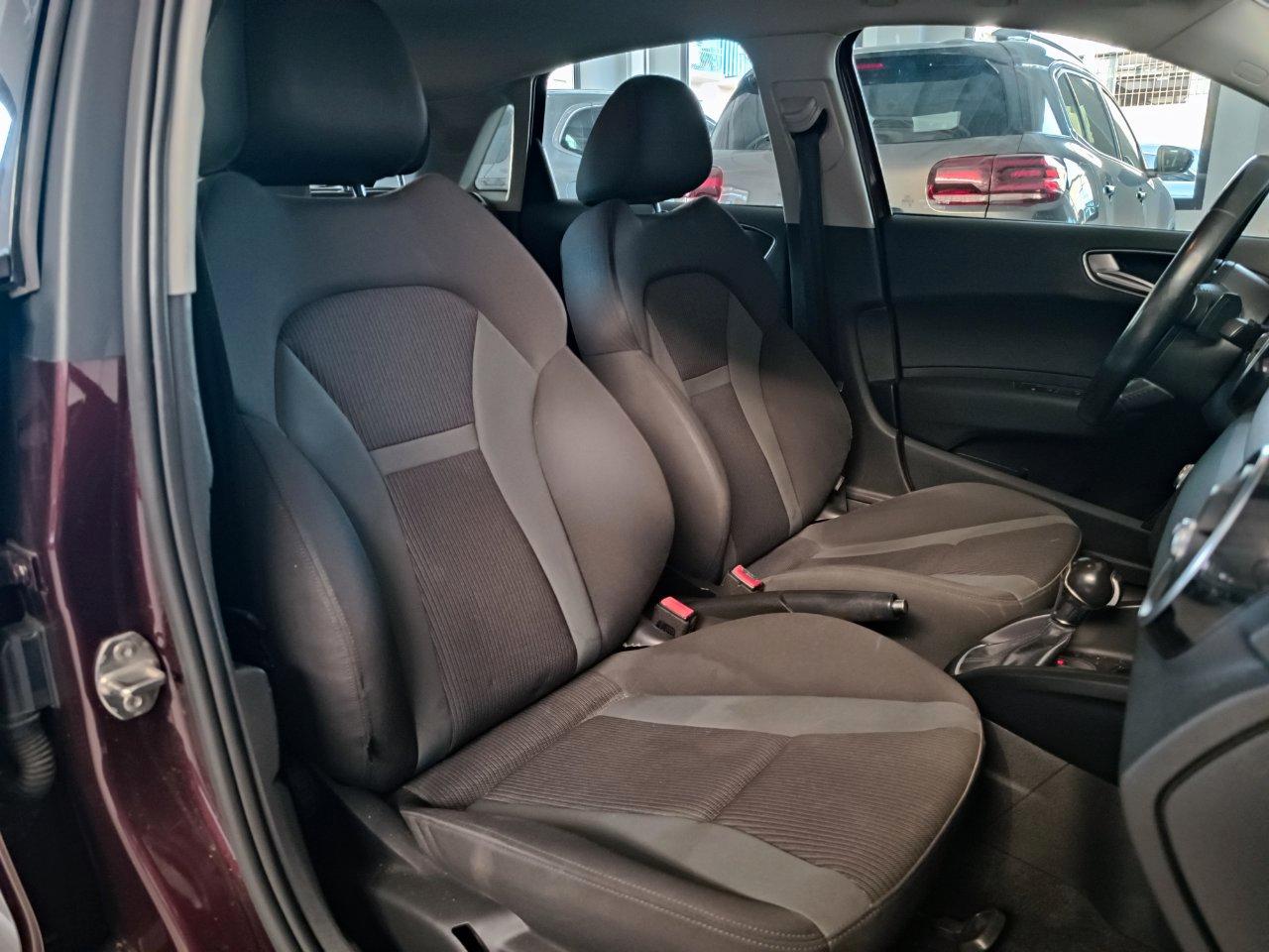 Audi A1 Sportback 1.4 tdi Metal s-tronic