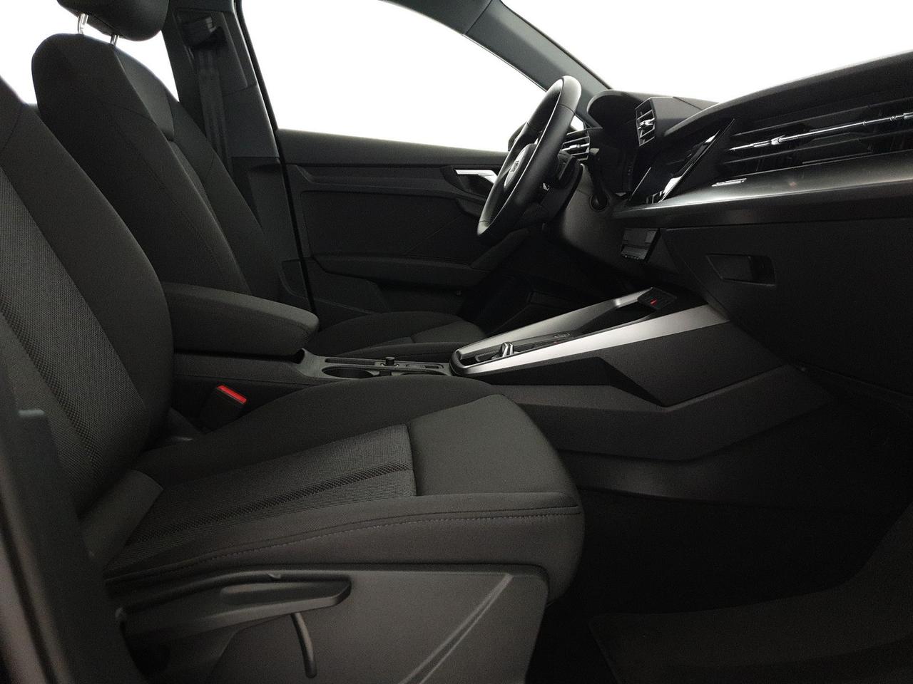 Sportback 30TDI 116CV S tronic Business