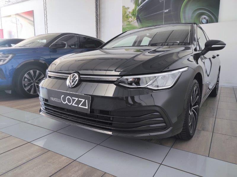 VOLKSWAGEN Golf 8ª serie - Golf 1.0 eTSI EVO DSG Life