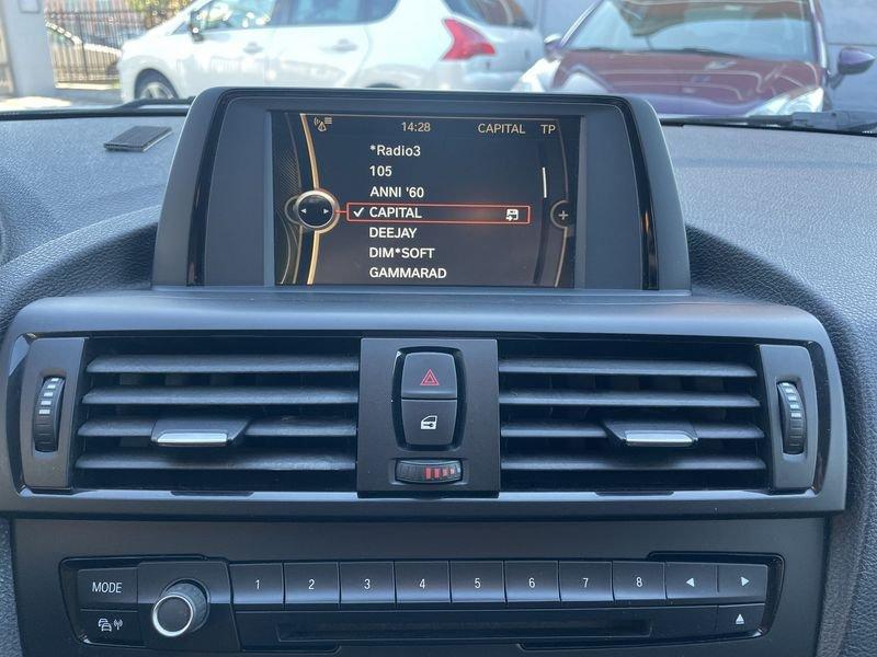BMW Serie 1 116i 5p Urban + FARI XENON NEOPATENTATI OK