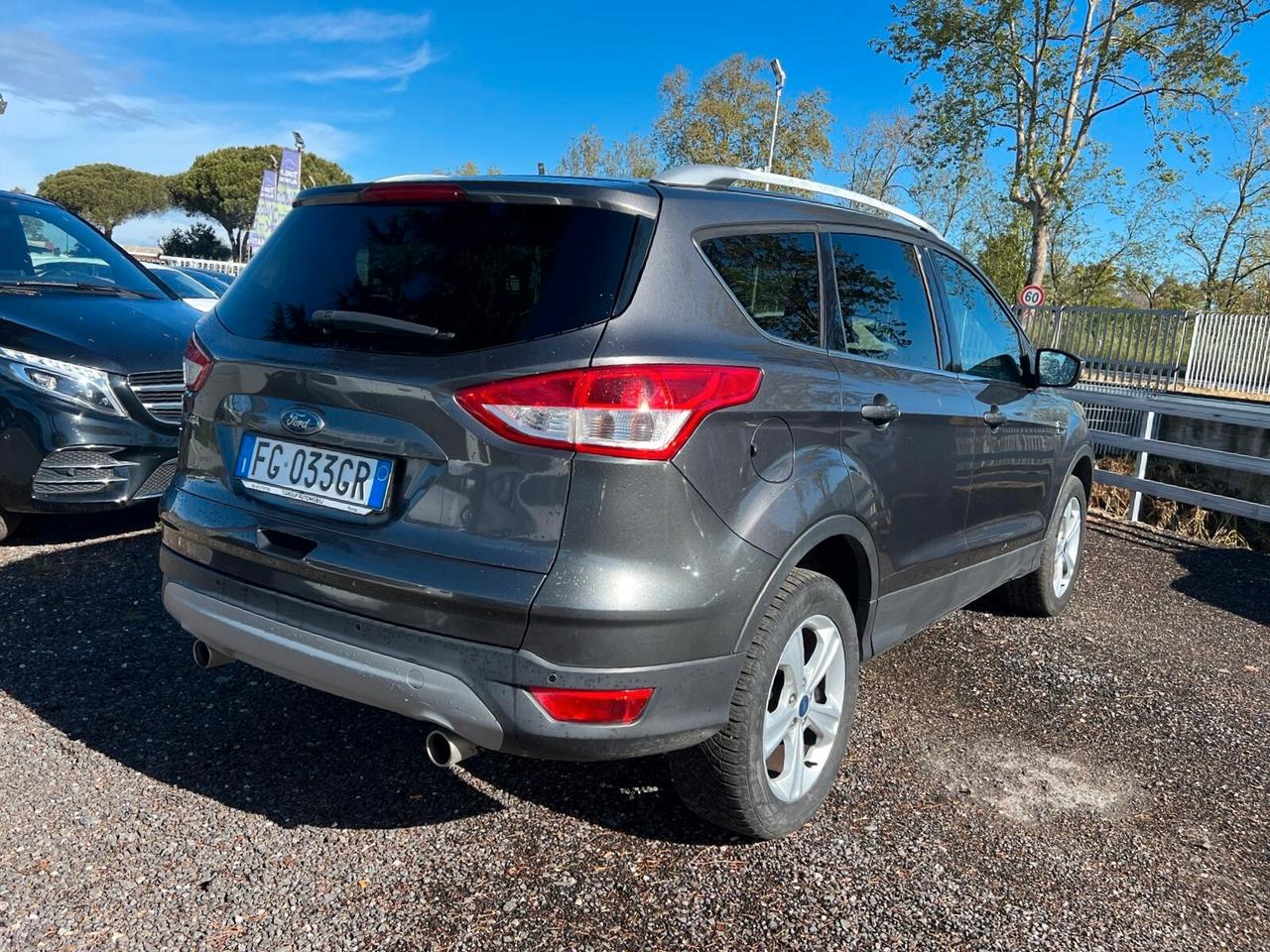 Ford Kuga 2.0 TDCI S&S Titanium