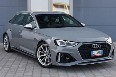 AUDI RS4 Avant