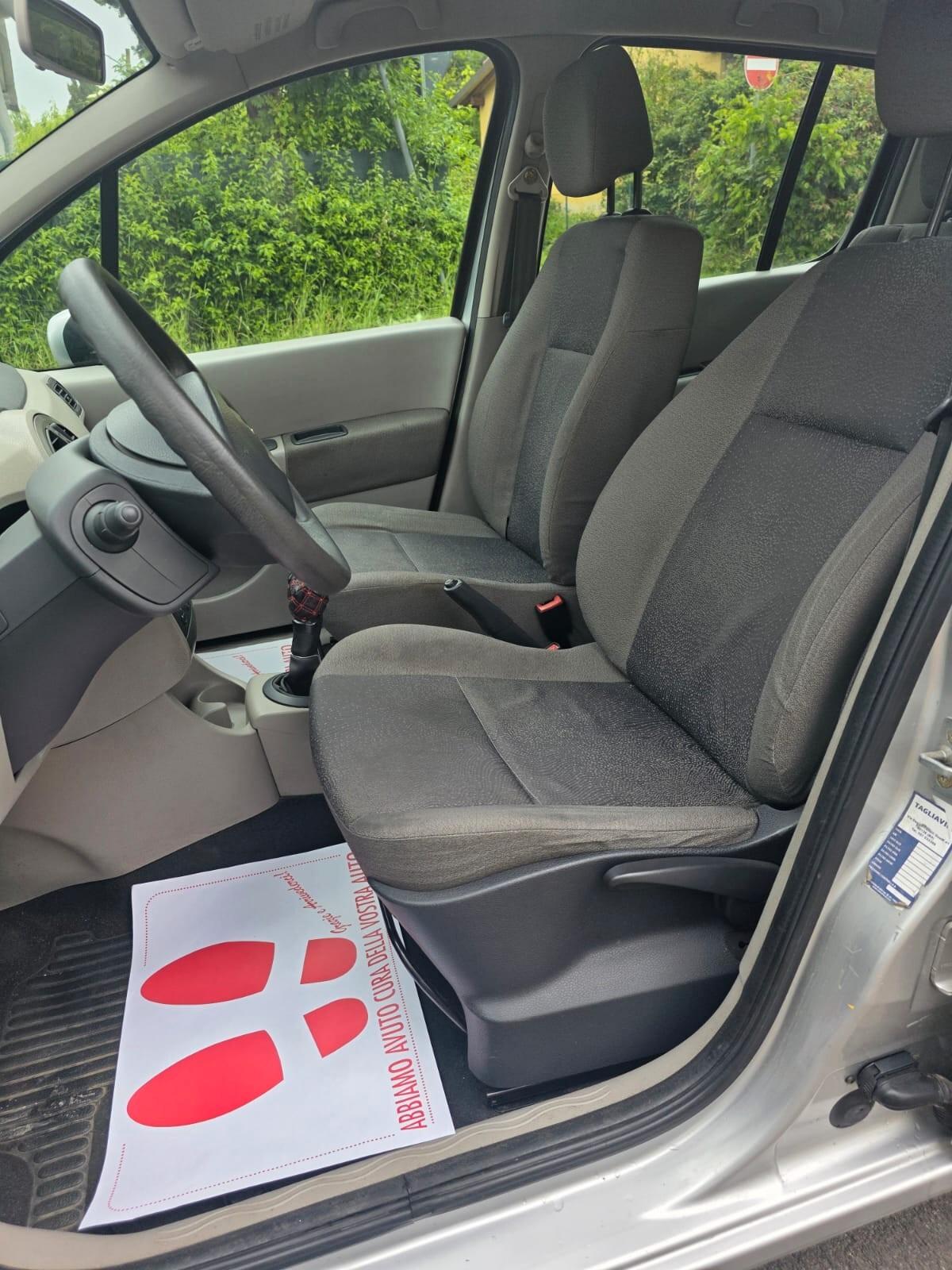 Renault Modus 1.2 16V Luxe Dynamique