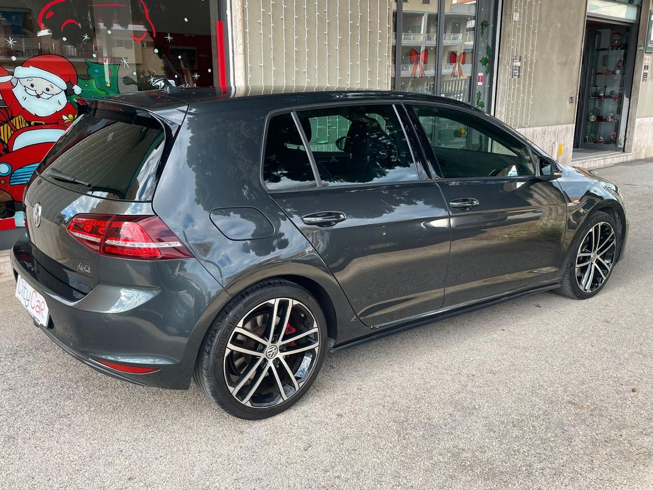 Volkswagen Golf 2.0 TDI DSG 5p. Highline BlueMotion Technology