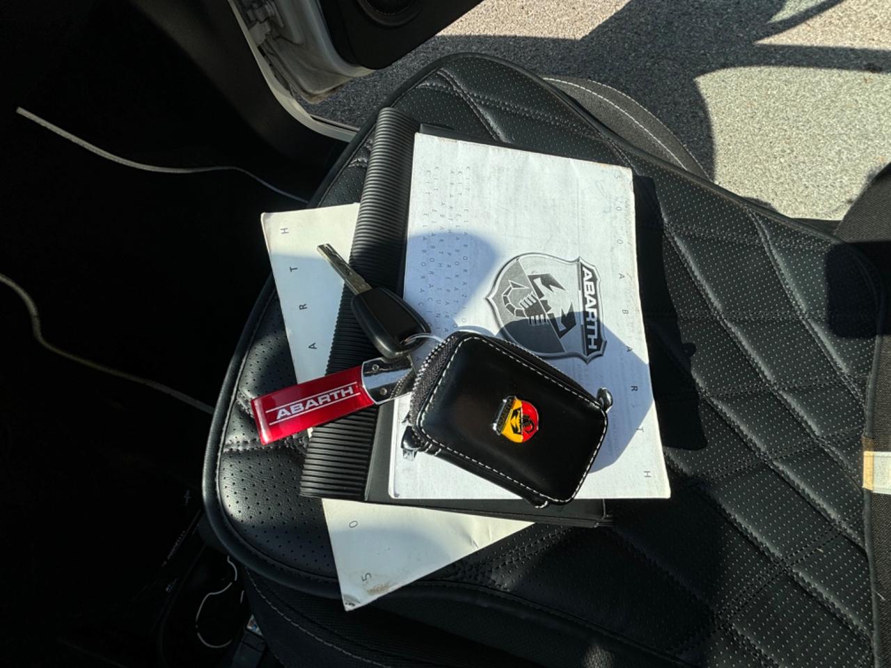 Abarth 500 C 1.4 Turbo T-Jet MTA