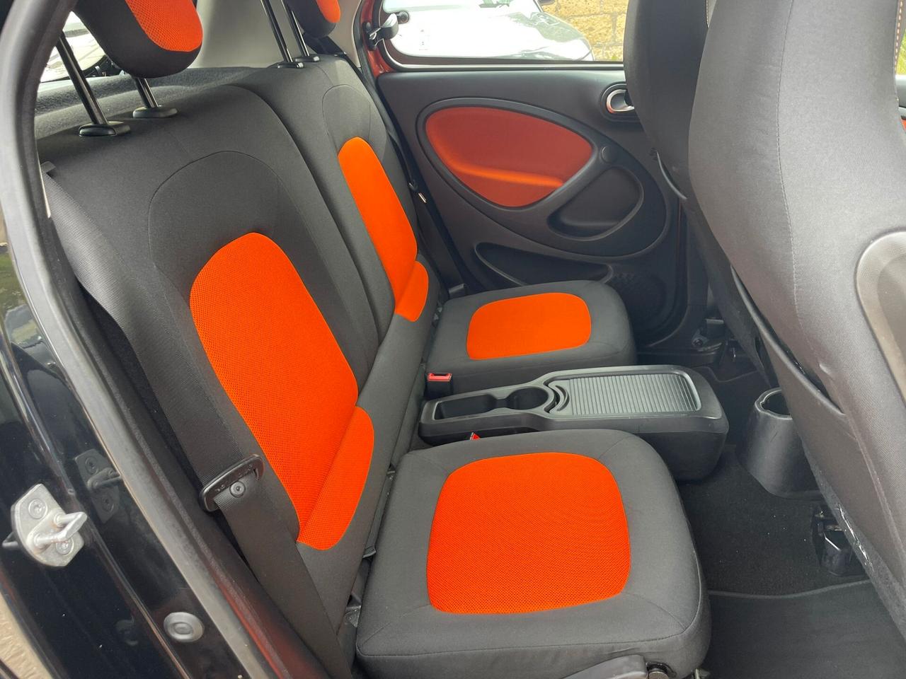 Smart ForFour 70 1.0 Passion LED