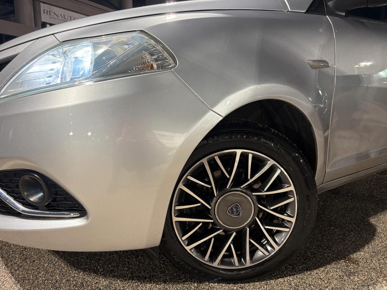 Lancia Ypsilon 1.3 MJT 16V 95 CV 5 porte S&S Platinum